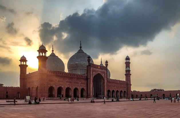 best seo agency in lahore pakistan and badshahi mosque